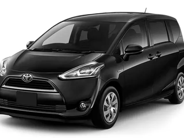 Toyota Sienta 2019